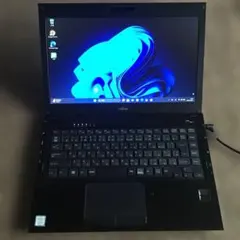 富士通　LIFEBOOK 第七世代　最新Win11Pro / 高速SSD/8G