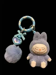 キーホルダー　ラブブ　Labubu ぬいぐるみ　ぽんぽん　ファー　チャーム