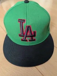 NEWERAロゴ刺繍スナップバックキャップ