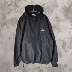 Champion ハーフジップ ライトアウター ナイロンパーカー　企業ロゴ