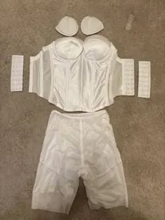 ブライダルインナー4点セット(ビスチェ+パット+拡張フック+ボトム)