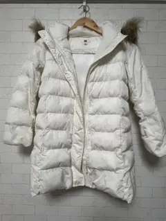 ユニクロ　 ホワイトフード付きダウンコート