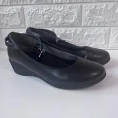 BENEBIS ベネビス ストラップ ウェッジヒールパンプス ブラック 22