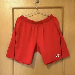 【廃盤モデル】 YONEX ハーフパンツ ユニL レッド／ブラック