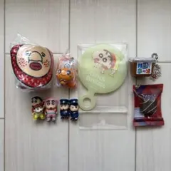 【ガチャまとめ売り】たまごっち クレヨンしんちゃん こびとづかん ポーチ付き