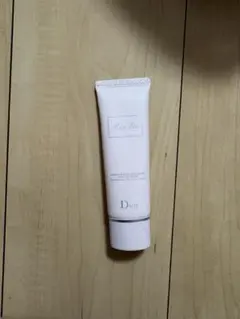Miss Dior ハンドクリーム