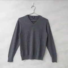 美品 UNIQLO ユニクロ セーター ニット ウール 毛 Vネック グレー S