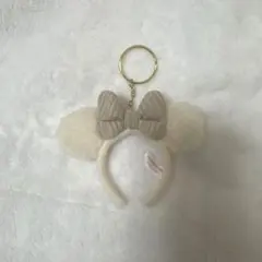 キーチェーン　ボア　カチューシャ　キルティング　ストラップ　ミニー　ディズニー