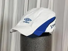 umbro スポーツキャップ ホワイト/ブルーのサムネイル