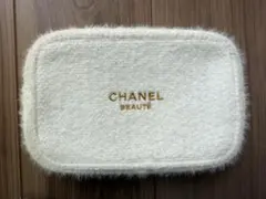 CHANEL ホワイトポーチ（クリスマスコフレ）
