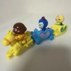 アンパンマンシリーズの車