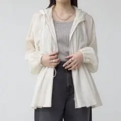 Item thumbnail for item 627c6953-dd8b-43e3-902d-d58c1d8a1ea3