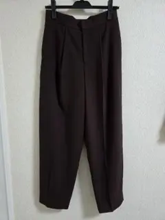 値下げ【ミッシェルクラン】ウール スラックス テーパードパンツ 上品 ブラック