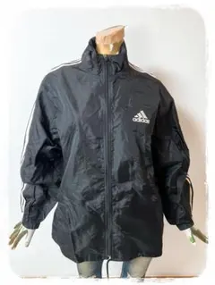 ☘️T21092☘️adidas ナイロンジャケット M