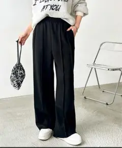 フロントラインワイドスウェットパンツ