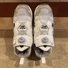 Reebok インスタポンプフューリー ホワイト