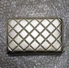 新品未使用 キルティング 通帳ケース スキミング防止 ゴールド系統