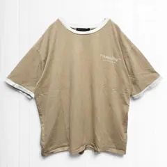 2309【ハニーサックルローズ】バック英字ロゴプリント半袖Tシャツ ベージュ 白のサムネイル