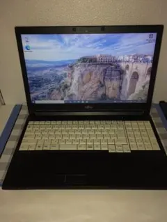 期間限定 i5 Win11 即使用可ノートPC FUJITSU(E0357) - メルカリ