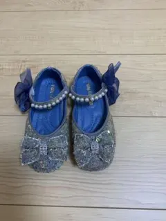 キッズシューズ グレー リボン付き