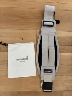 GOOSEKET 抱っこ紐ベージュ袋付のサムネイル