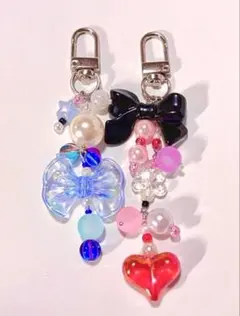 ビーズキーホルダー　バッグチャーム　y2k リボン　ハート　スマホストラップ