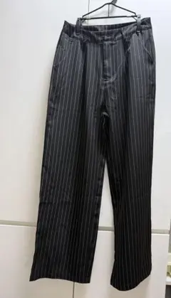 ストライプ柄 スラックス パンツ ブラックM