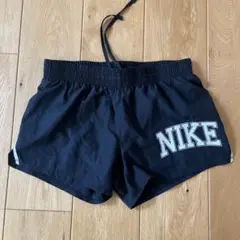 新品　NIKE ランニングショーツ DQ6361-010 S