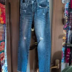 AZUL by MOUSSY ダメージスキニーデニム 　S