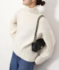 スローブイエナ ファインウールニュアンスタートルプルオーバー ナチュラル