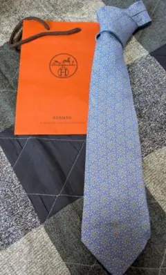 HERMES 幾何学模様 シルクネクタイ