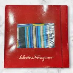 フォロー割専用未使用 Ferragamo シルクスカーフ 大判アニマル柄 植物