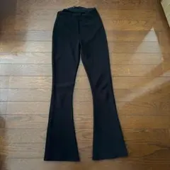 ★人気★ZARA フレアパンツ　ブラック