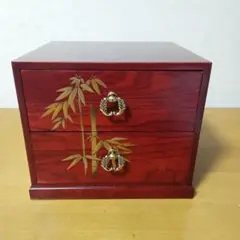 赤褐色の漆器引き出し付き箱収納 赤褐色の漆器引き出し付き箱収納
