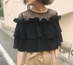 完売✨️アメリビンテージ AMERI VINTAGE フリル シアートップスのサムネイル
