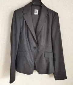 MK ダークグレー ストライプ 　パンツスーツ