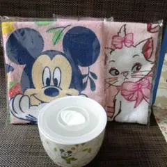 ディズニー陶器、ハンカチタオル２枚セット