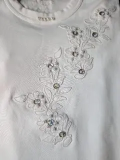 花柄レーススパンコール、真珠付きユニクロUの1点物オリジナル