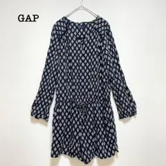 GAP ギャップ　オールインワン　黒　【S】　幾何学模様　総柄　ショートパンツのサムネイル