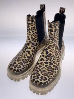 MARC JACOBSのThe Leopard Bootのサムネイル