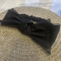 レースリボン付き黒ヘアバンド