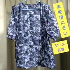 迷彩柄フード付きレインコート　恐竜　110センチ