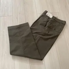 新品タグ付き　ユニクロ　WOMEN タックワイドパンツ　カーキ　S