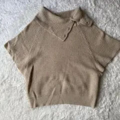 Hush Hushベージュ ニット 半袖 ボタン付き襟Mサイズ