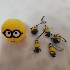 ミニオンズ　ストラップ　セット売り