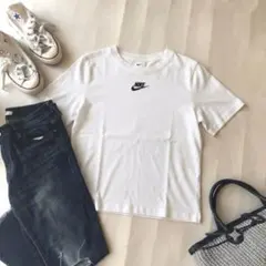 NIKE ナイキ ミニスウッシュ 刺繍ロゴ 白 Tシャツ S 半袖　ホワイトのサムネイル