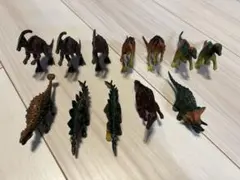 恐竜ミニチュアフィギュア模型7種類12体セットリケラトプスステゴサウルスおもちゃ