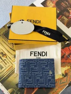 ★美品★FENDI フェンディ デニム 二つ折り財布のサムネイル