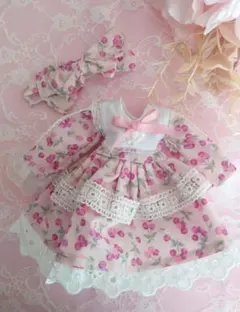 さくらんぼピンクワンピース&りぼんカチューシャ