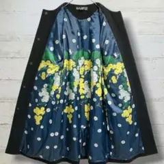 ふりふ 和柄 燕松菊 ノーカラーコート ロング丈 F 黒 毛 冠婚葬祭 Lのサムネイル